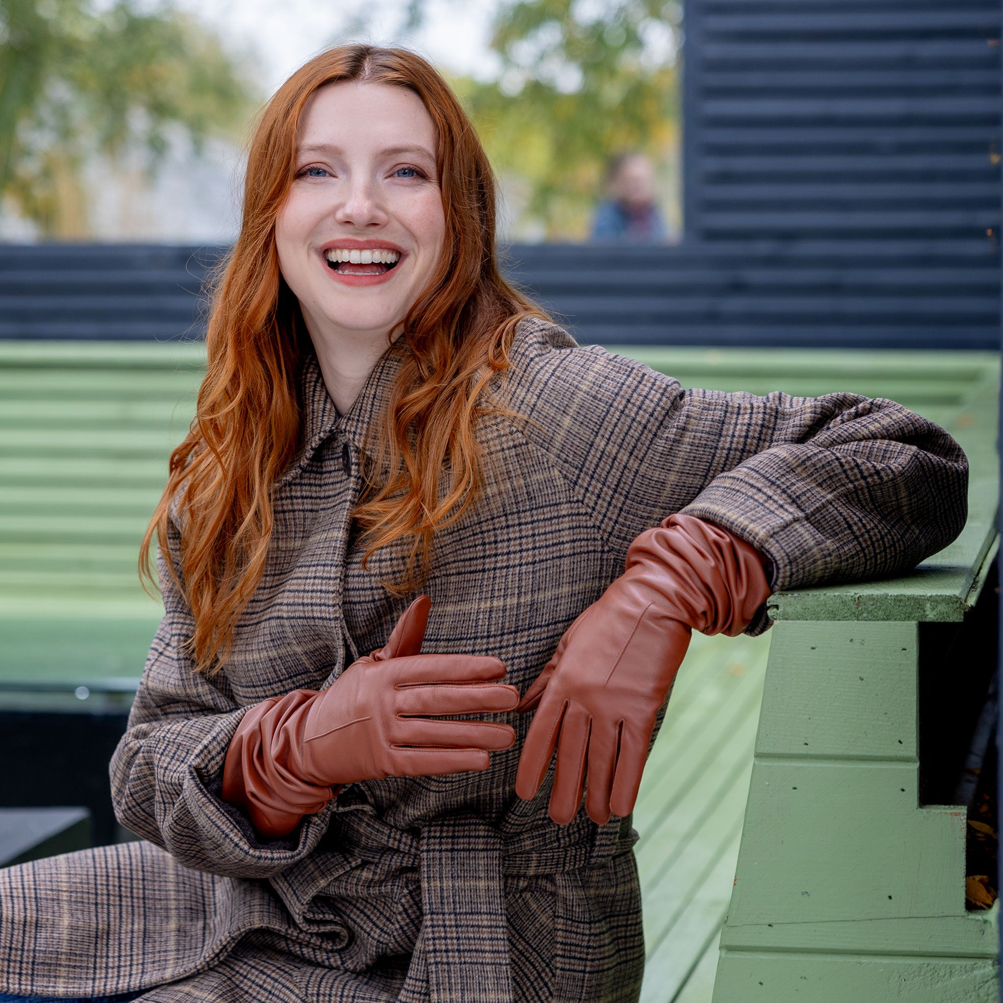 Mia | Women's Single Point Long Leather Gloves | Dents
